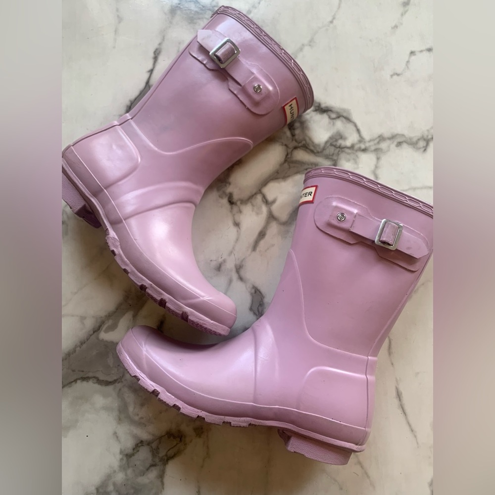HUNTER Lilac Rain Boots- 6M(SEE ACTUAL PHOTOS) - Picture 2 of 5